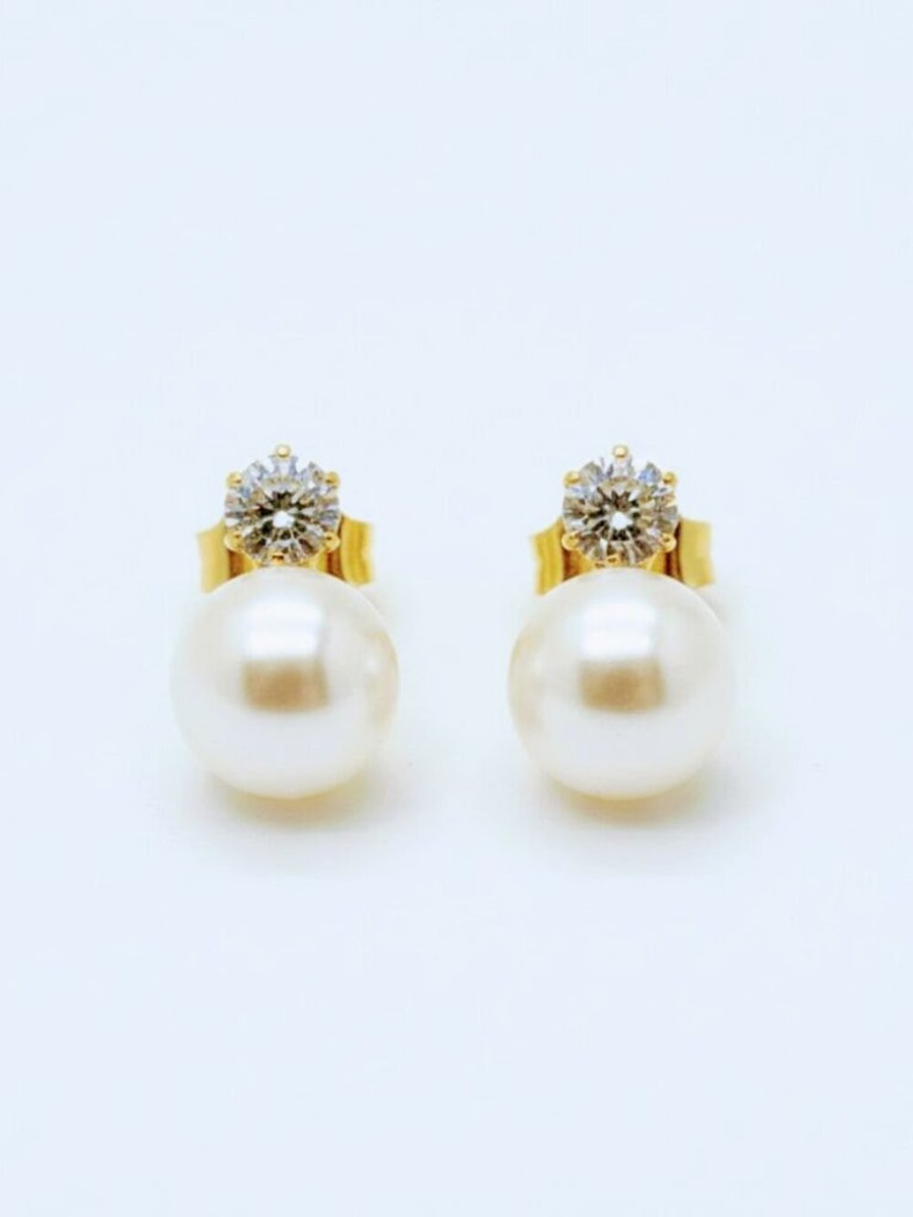 Pearl & Crystal Stud Earrings Stainless Steel 8mm Faux Pearl & 4mm Clear Crystal